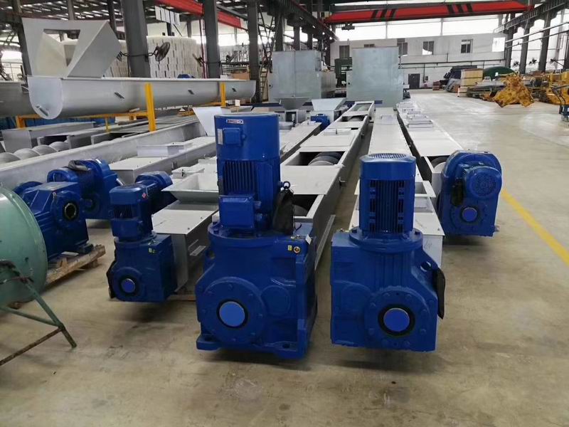 speed reducer for cement raw material conveying equipment